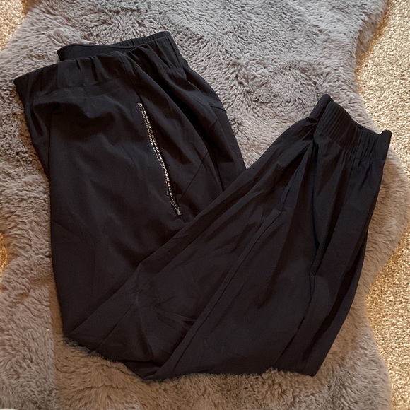 Athleta Pants - Athleta Black Joggers